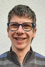 Roland Böhmer ist im Vorstand vom Netzwerk Leichte Sprache